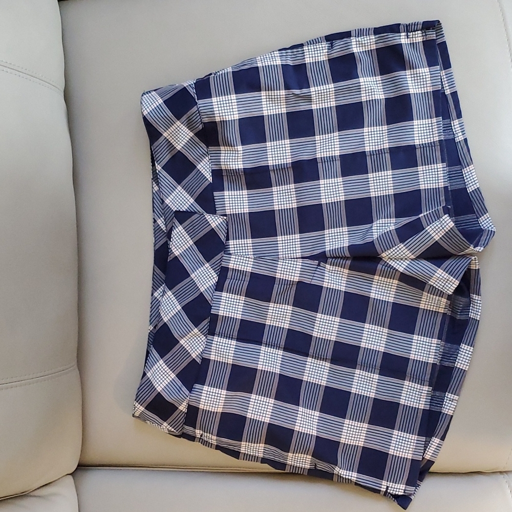 Slazenger mini golf shorts size 8 6